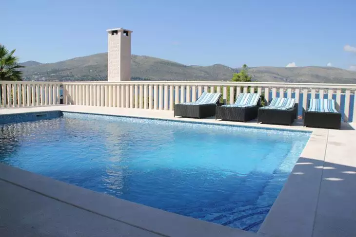 Villa 400m² in Croatia, Ciovo. Priced at 2400000€ rent photo-11