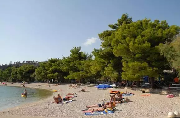 Hotels 800m² in Croatia, Zivogosce. Priced at 2800000€ rent photo-3