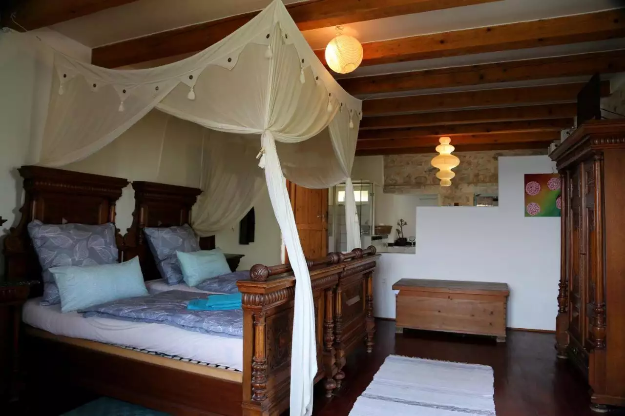 Villa 450m² in Croatia, Starigrad. Priced at 1050000€ rent photo-17