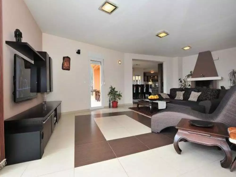 Villa 450m² in Croatia, Solin. Priced at 1500000€ rent photo-7