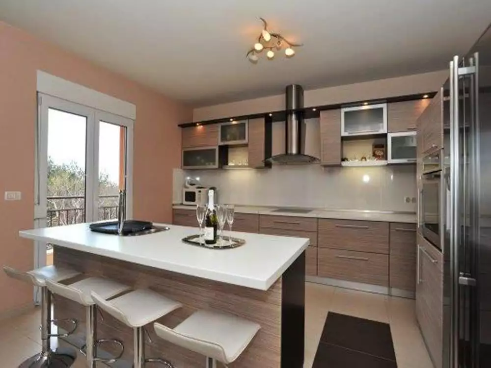 Villa 450m² in Croatia, Solin. Priced at 1500000€ rent photo-10