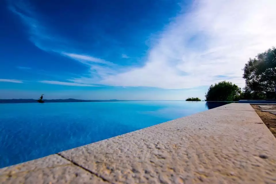 Villa 350m² in Croatia, Jelsa. Priced at 2500000€ rent photo-3