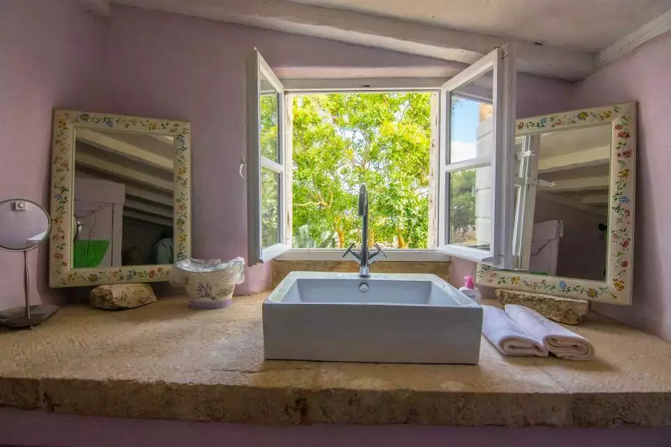 Villa 350m² in Croatia, Jelsa. Priced at 2500000€ rent photo-8