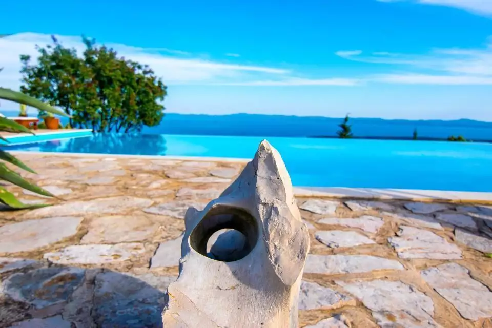 Villa 350m² in Croatia, Jelsa. Priced at 2500000€ rent photo-14