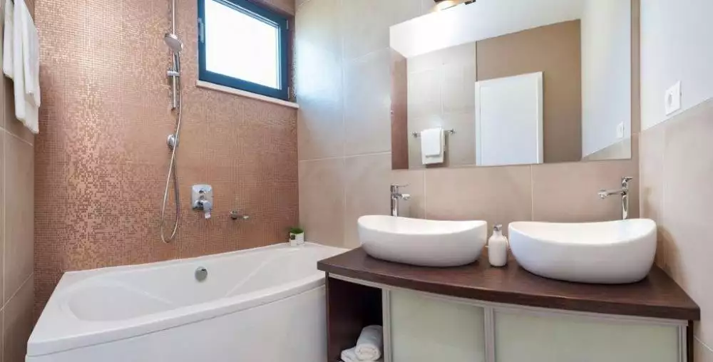 Villa 300m² in Croatia, Ciovo. Priced at 1800000€ rent photo-13