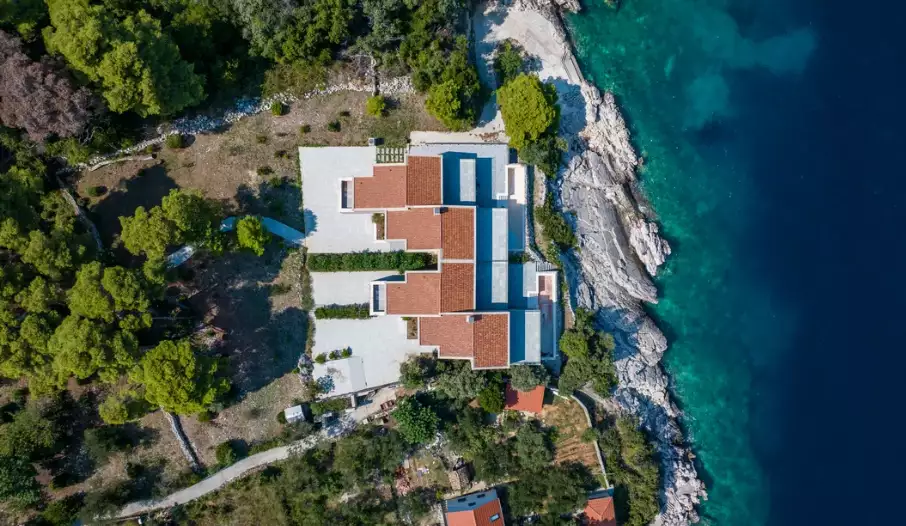Villa 608m² in Croatia, Elafiti. Priced at 5000000€ rent photo-2