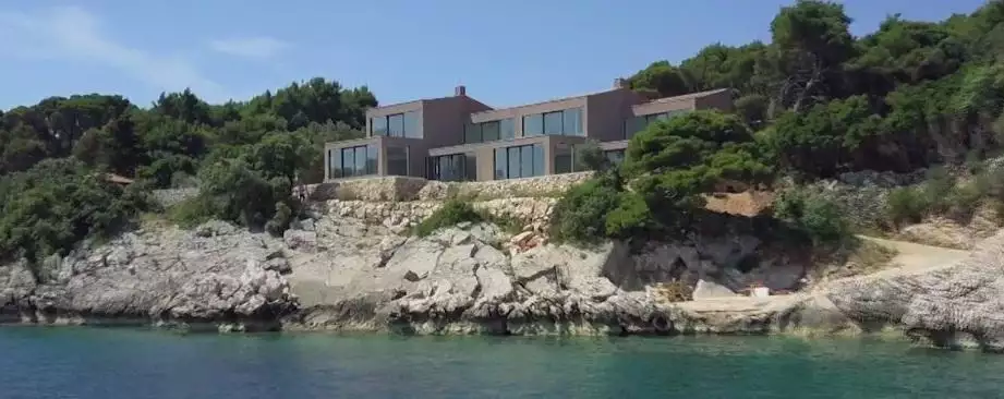 Villa 608m² in Croatia, Elafiti. Priced at 5000000€ rent photo-5