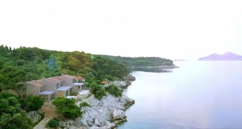 Villa 608m² in Croatia, Elafiti. Priced at 5000000€ rent photo-13