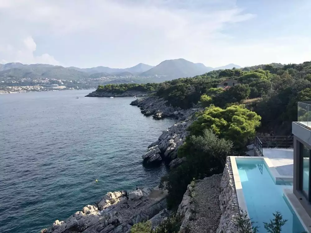 Villa 608m² in Croatia, Elafiti. Priced at 5000000€ rent photo-14