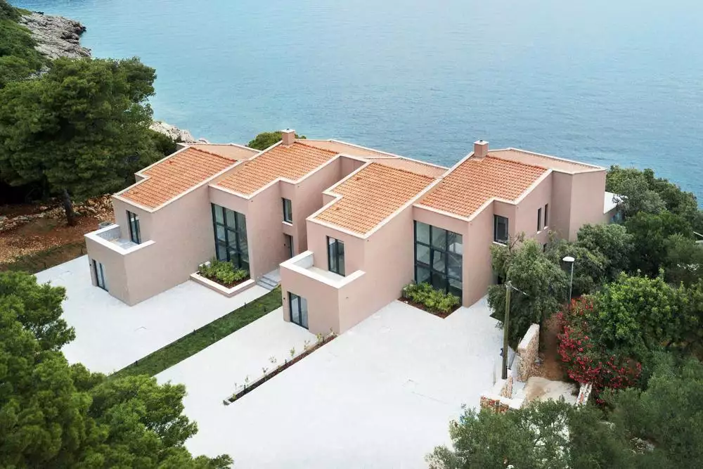 Villa 608m² in Croatia, Elafiti. Priced at 5000000€ rent photo-21