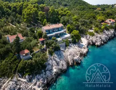 Buy in Croatia for 5000000€