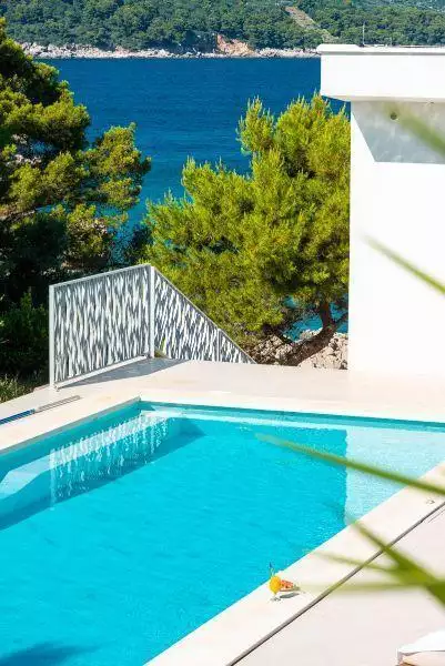 Villa 365m² in Croatia, Elafiti. Priced at 3500000€ rent photo-19