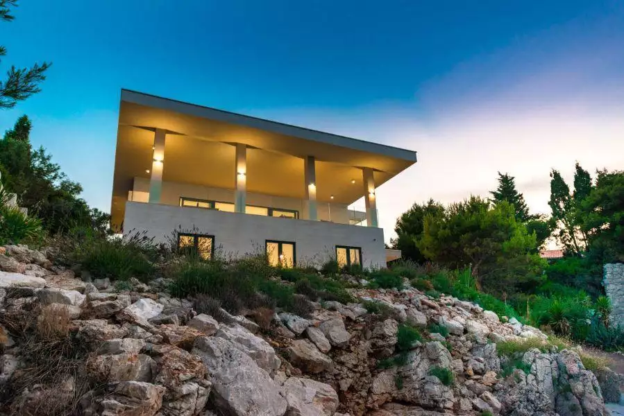 Villa 365m² in Croatia, Elafiti. Priced at 3500000€ rent photo-24