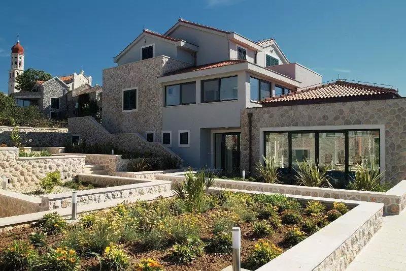 Villa 700m² in Croatia, Murter. Priced at 4700000€ rent photo-10