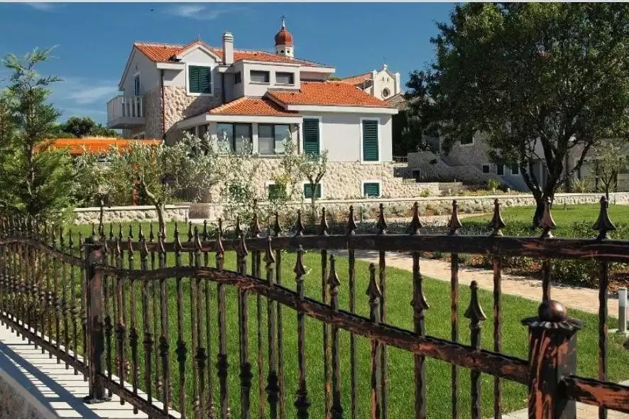 Villa 700m² in Croatia, Murter. Priced at 4700000€ rent photo-20