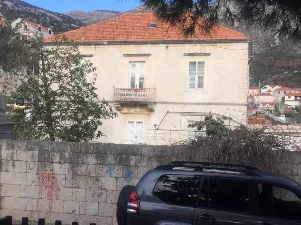 Villa 250m² in Croatia, Mokosica. Priced at 1300000€ rent photo-2