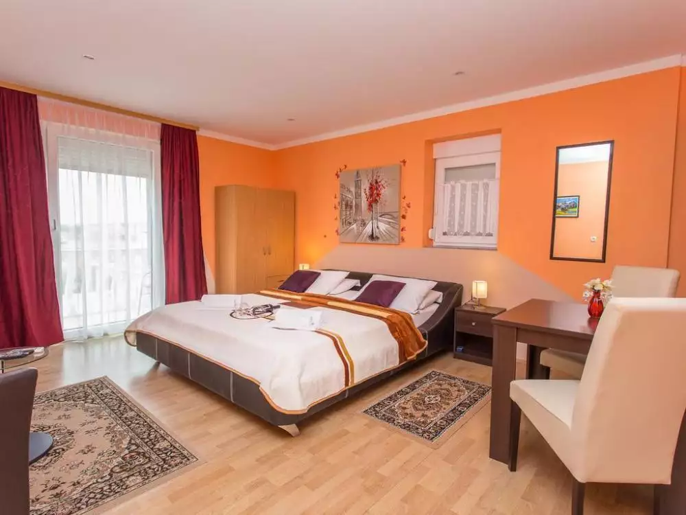 Hotels 1200m² in Croatia, Borik. Priced at 3000000€ rent photo-7