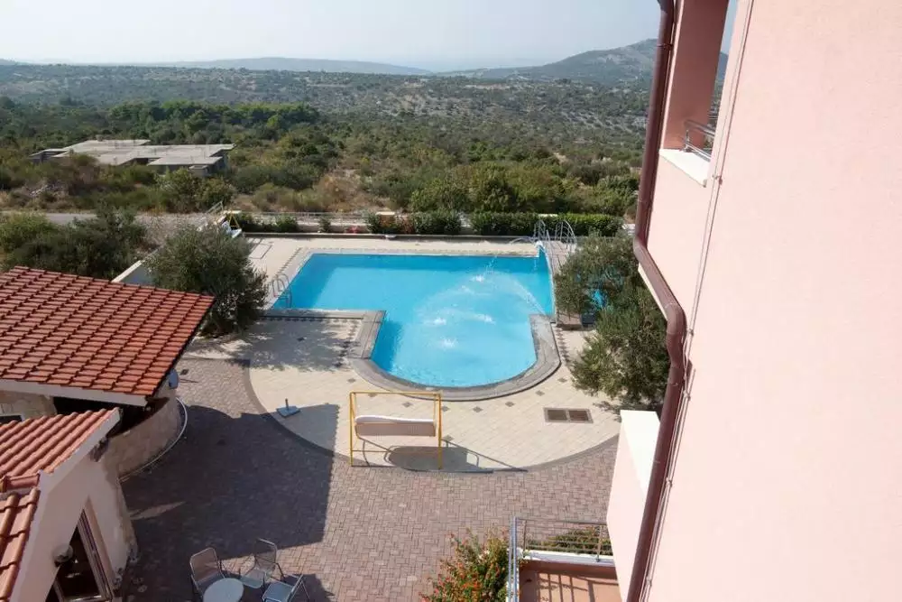 Hotels 650m² in Croatia, Primosten. Priced at 2200000€ rent photo-5