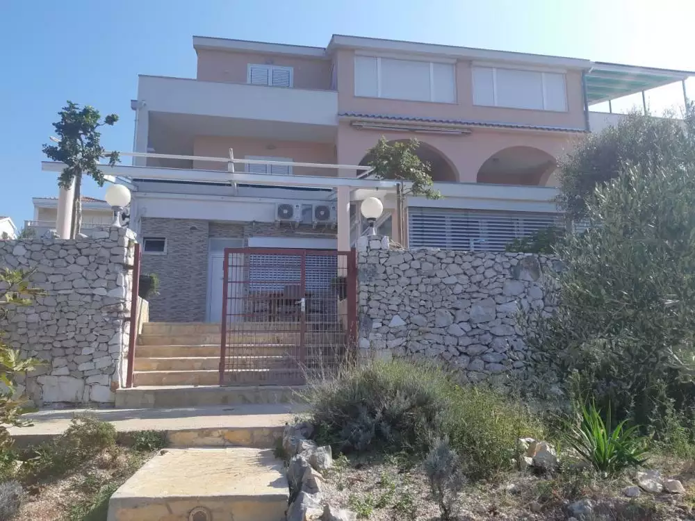 Hotels 570m² in Croatia, Razanj. Priced at 1730000€ rent photo-5