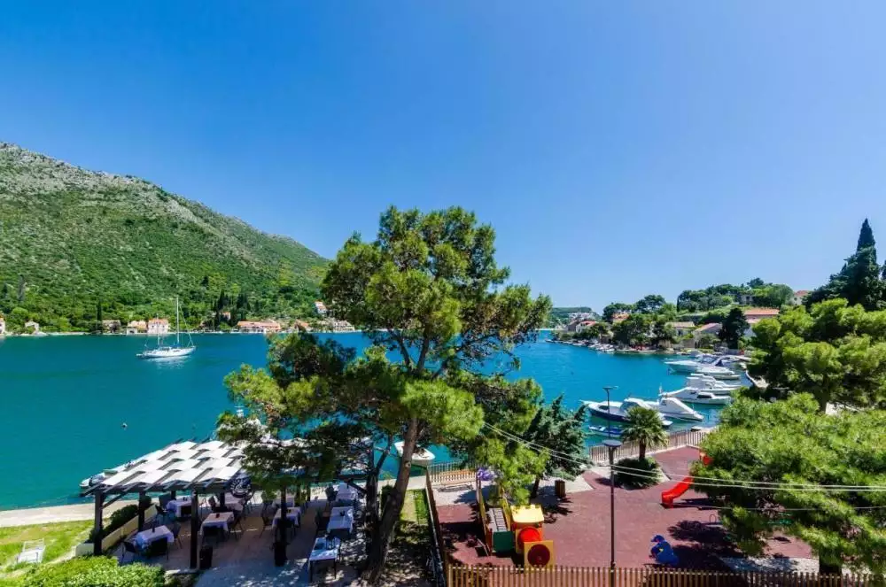 Hotels 825m² in Croatia, Dubrovnik. Priced at 1750000€ rent photo-21