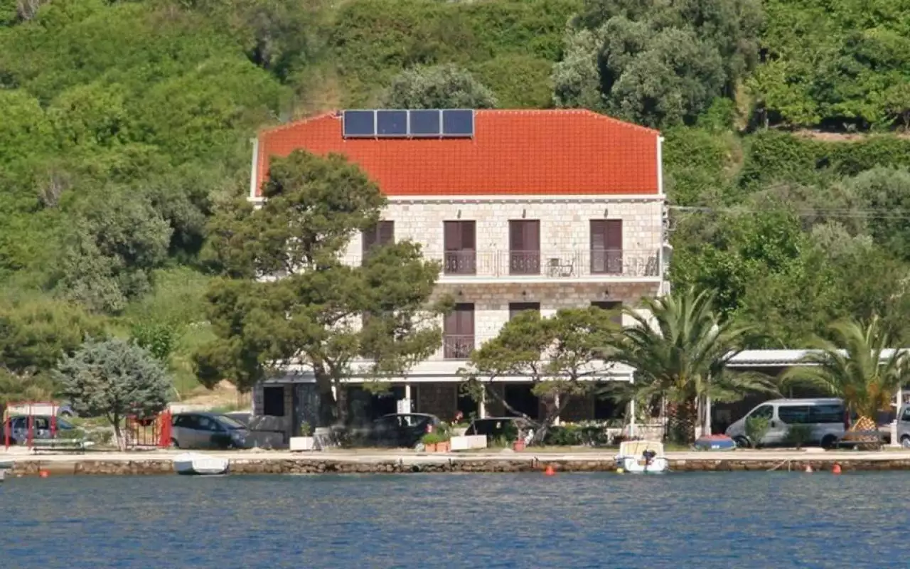 Hotels 825m² in Croatia, Dubrovnik. Priced at 1750000€ rent photo-22