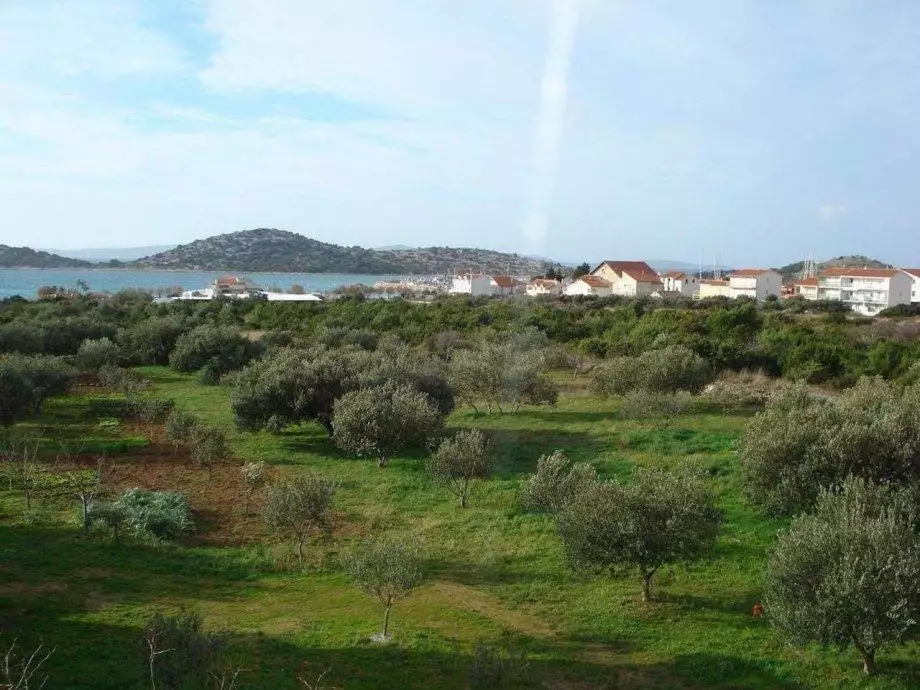 Hotels 397m² in Croatia, Tribunj. Priced at 640000€ rent photo-2
