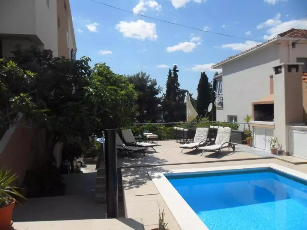 Hotels 460m² in Croatia, Ciovo. Priced at 1000000€ rent photo-20