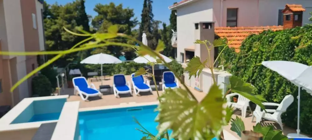 Hotels 460m² in Croatia, Ciovo. Priced at 1000000€ rent photo-24