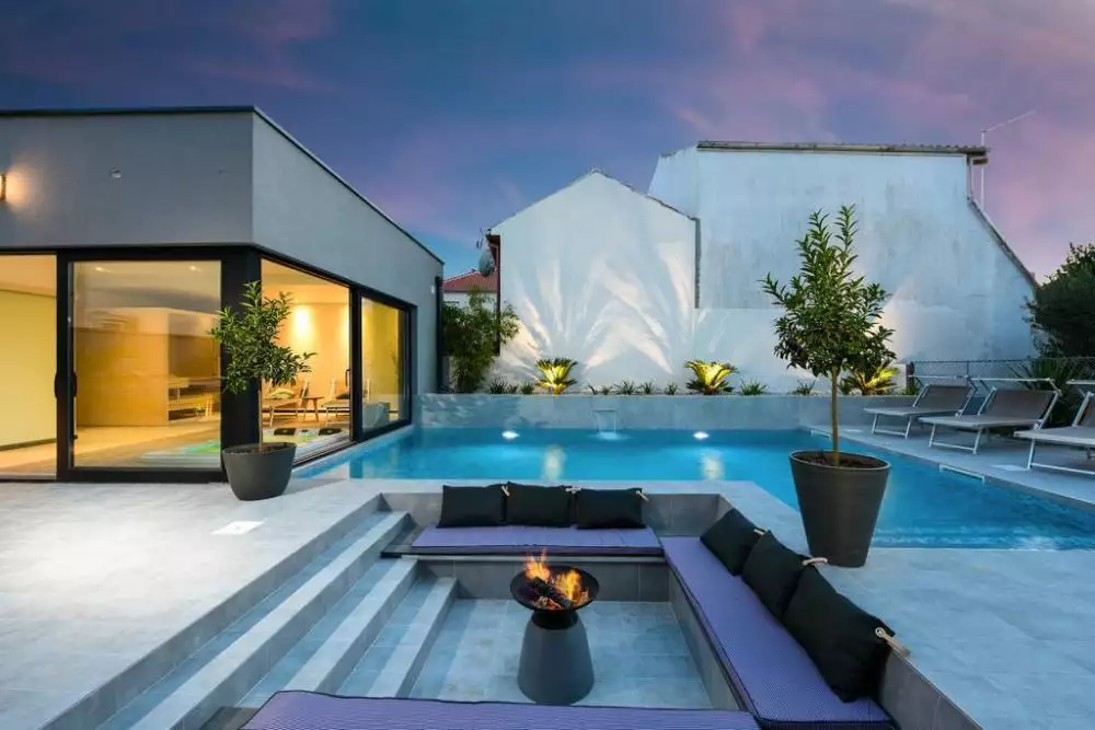 Villa 355m² in Croatia, Zadar. Priced at 2000000€ rent photo-5