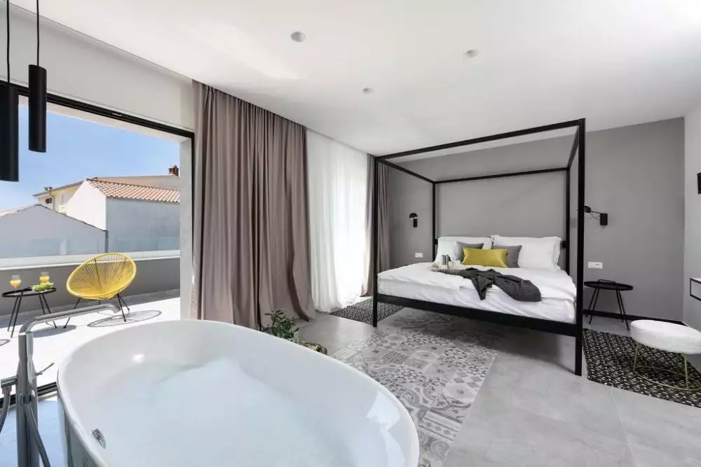 Villa 355m² in Croatia, Zadar. Priced at 2000000€ rent photo-14