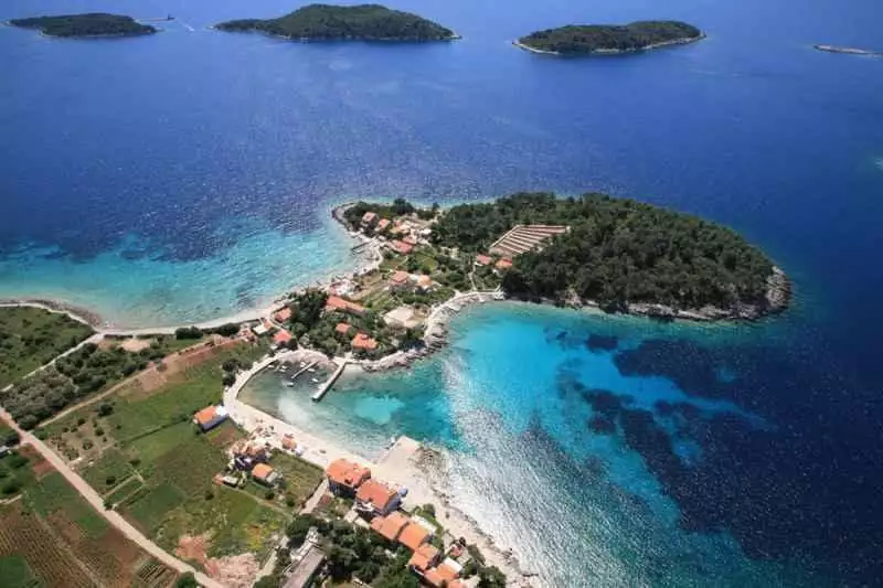 Villa 550m² in Croatia, Prizba. Priced at 2000000€ rent photo-5
