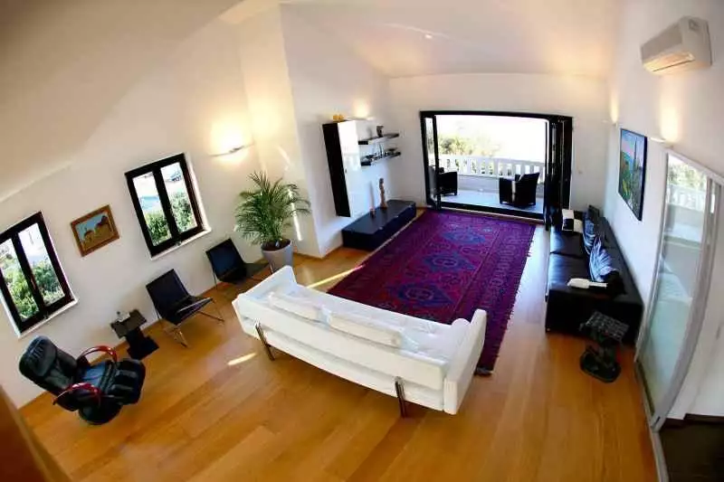 Villa 746m² in Croatia, Povlja. Priced at 1300000€ rent photo-15