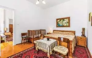 Villa 250m² in Croatia, Pecine. Priced at 700000€ rent photo-6