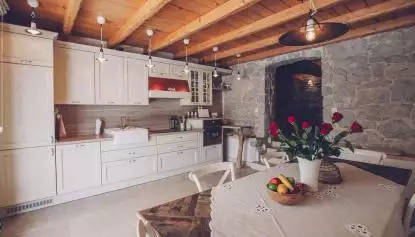 Villa 240m² in Croatia, Dobrinj. Priced at 699000€ rent photo-6