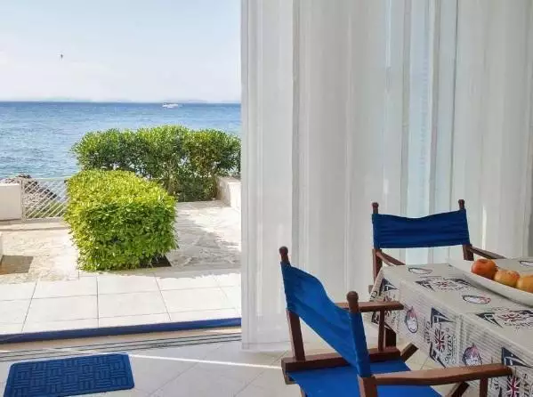 Villa 230m² in Croatia, Supetar. Priced at 1800000€ rent photo-5