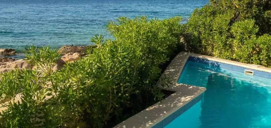 Villa 230m² in Croatia, Supetar. Priced at 1800000€ rent photo-6