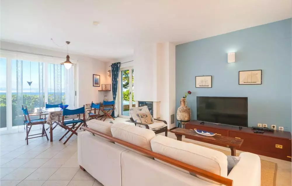 Villa 230m² in Croatia, Supetar. Priced at 1800000€ rent photo-20
