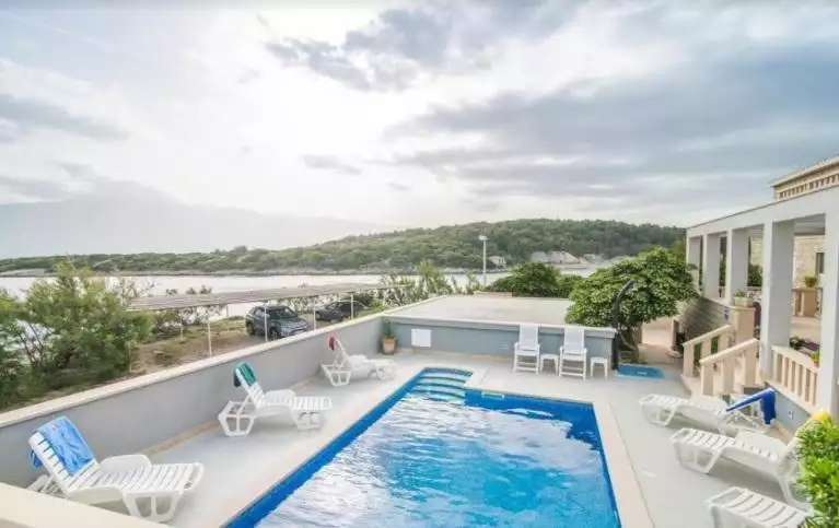 Hotels 399m² in Croatia, Povlja. Priced at 1100000€ rent photo-7