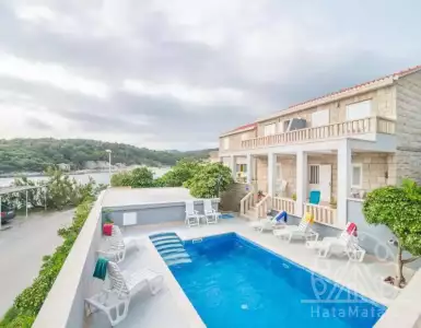 Buy in Croatia for 1100000€