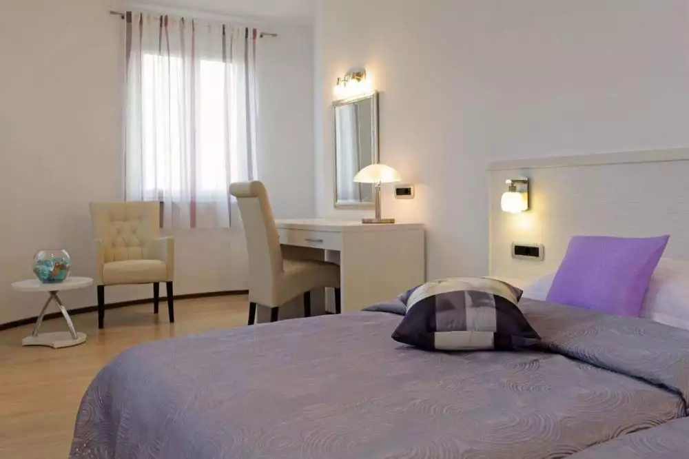 Villa 270m² in France, Beaulieu-sur-Mer. Priced at 2000000€ rent photo-9
