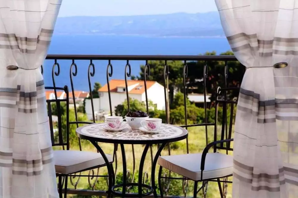 Villa 270m² in France, Beaulieu-sur-Mer. Priced at 2000000€ rent photo-11