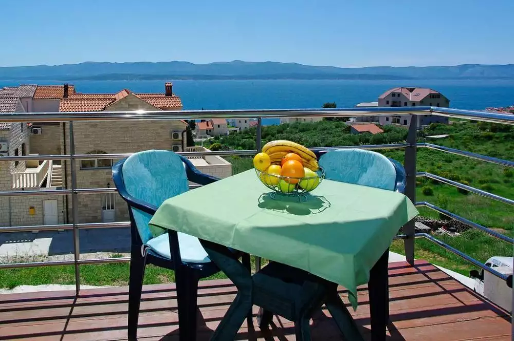 Hotels 900m² in France, Beaulieu-sur-Mer. Priced at 1600000€ rent photo-4