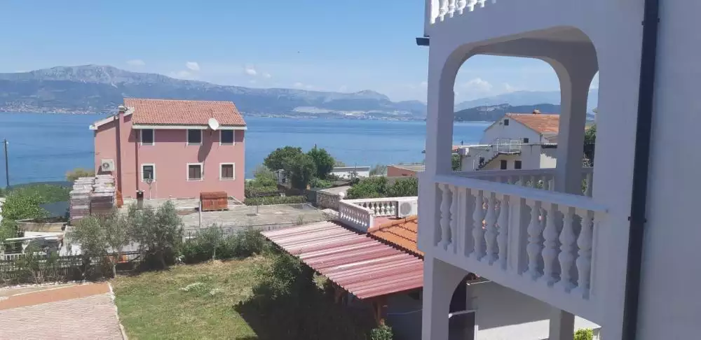 Hotels 626m² in Croatia, Slatine. Priced at 1450000€ rent photo-6