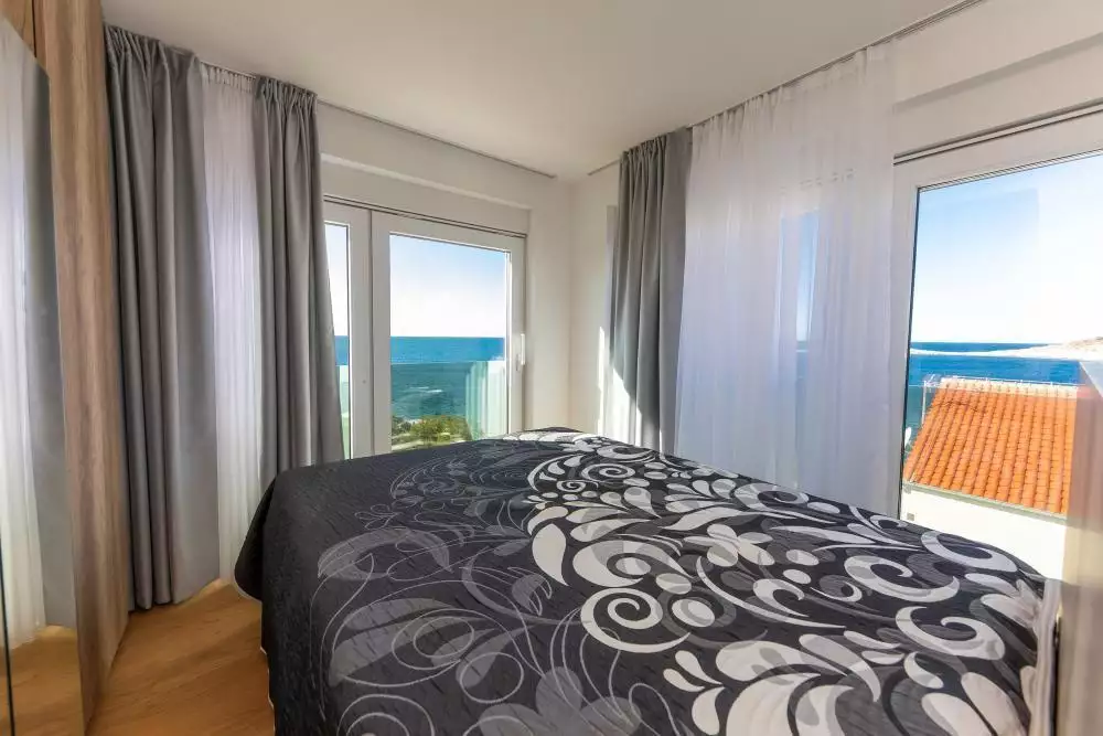 Villa 300m² in Croatia, Rogoznica. Priced at 1430000€ rent photo-20