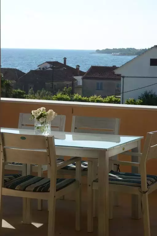 Villa 392m² in Croatia, Petrcane. Priced at 800000€ rent photo-5