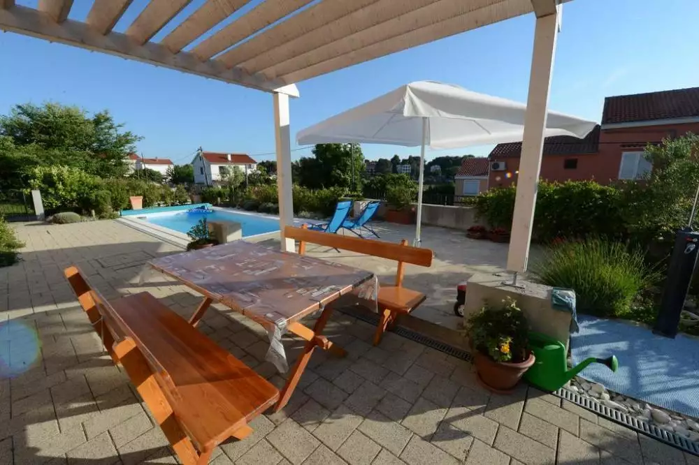 Villa 392m² in Croatia, Petrcane. Priced at 800000€ rent photo-7