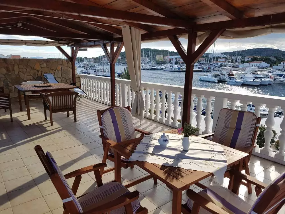 Hotels 250m² in Croatia, Murter. Priced at 720000€ rent photo-3