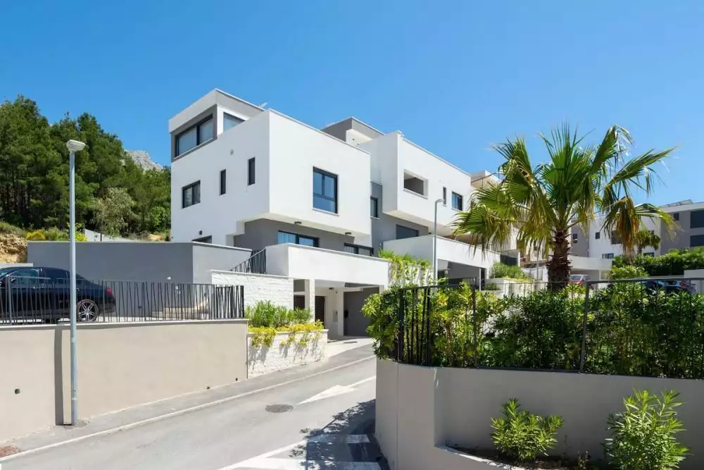 Villa 385m² in Croatia, Strozanac. Priced at 1375000€ rent photo-5