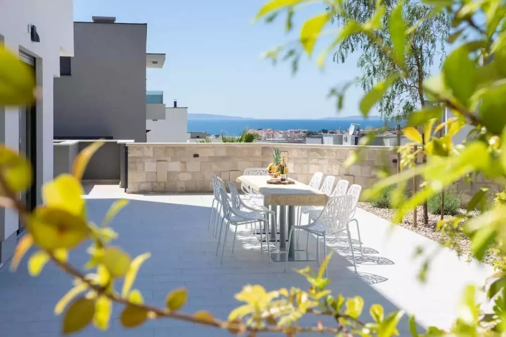 Villa 385m² in Croatia, Strozanac. Priced at 1375000€ rent photo-9