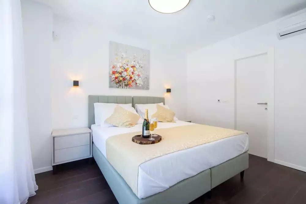 Villa 385m² in Croatia, Strozanac. Priced at 1375000€ rent photo-11